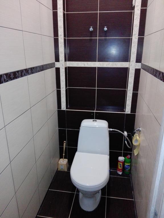 Apartment On Kryvorizhstal Street 35-24 Кривой Рог Екстериор снимка